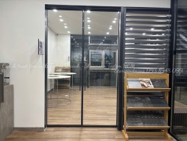 Cửa lùa treo in16 2 cánh Tostem