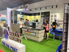 Không khí nhộn nhịp tại gian hàng Ocean Luxury tại Vietbuild 2025 ngày thứ 2 của sự kiện