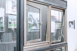 Cửa sổ mở quay 1 cánh Tostem We Plus