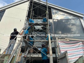 Mặt Dựng EZ TOSTEM Nhật Bản Cho Showroom Kính Lớn Tại TP.HCM | Tostem Showroom Thủ Đức-Starwindows